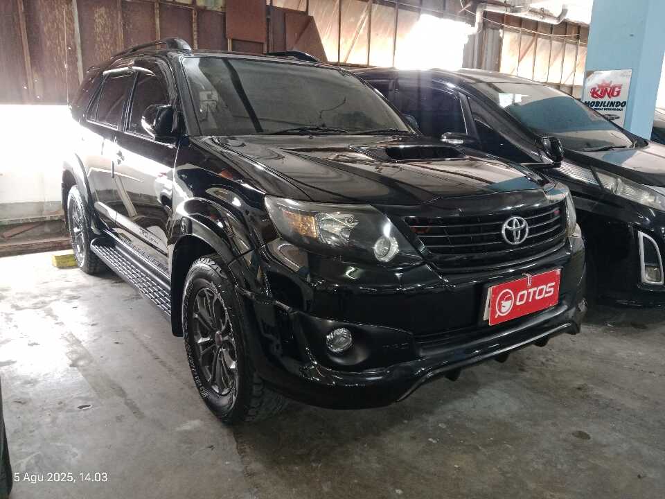 2015 Toyota Fortuner 2.5 G - Foto 1 dari 6