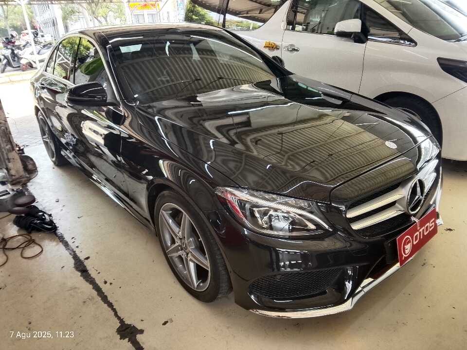 2017 Mercedes-Benz C200 2.0 - Foto 1 dari 6