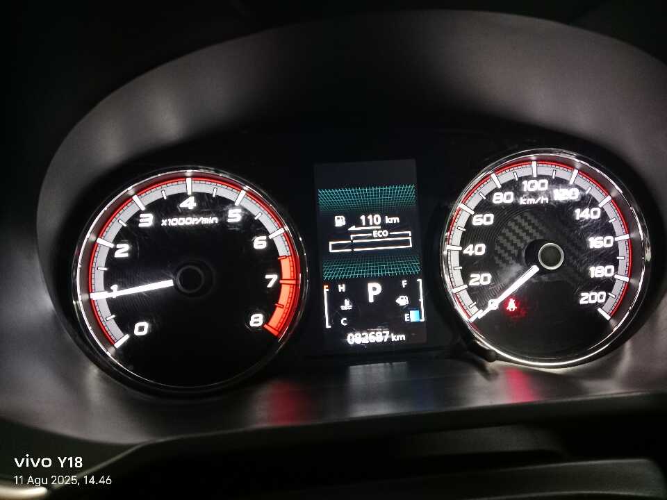 Foto Mobil Bekas Odometer Mitsubishi Xpander 1.5 Cross tahun 2021