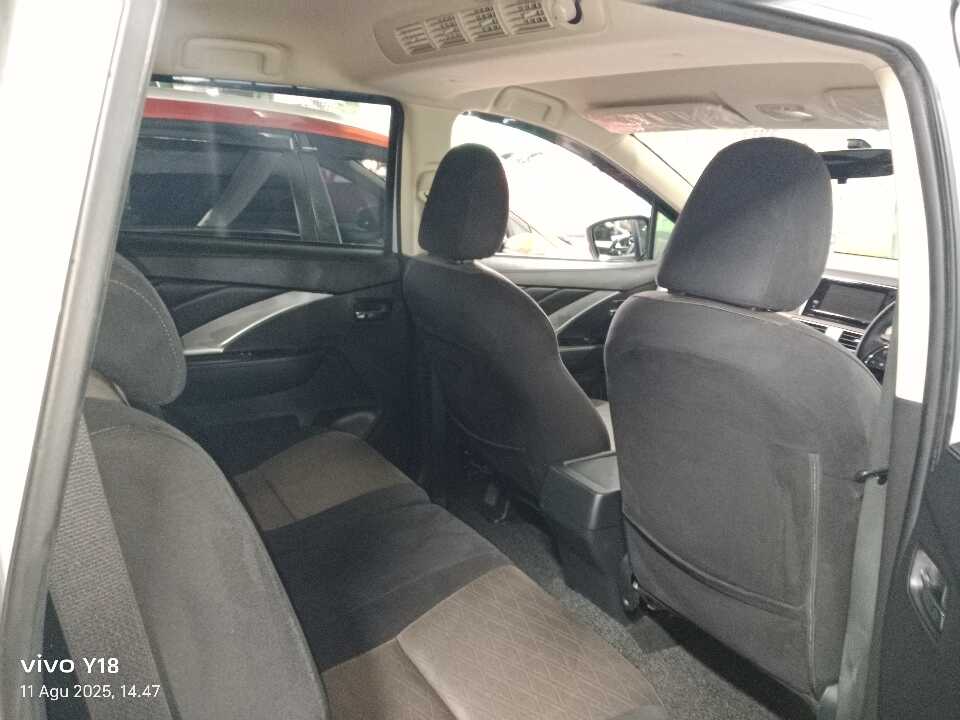 Foto Mobil Bekas Kabin Belakang Mitsubishi Xpander 1.5 Cross tahun 2021