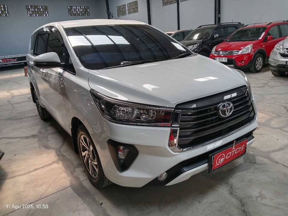 2022 Toyota Kijang Innova 2.4 G - Foto 1 dari 6