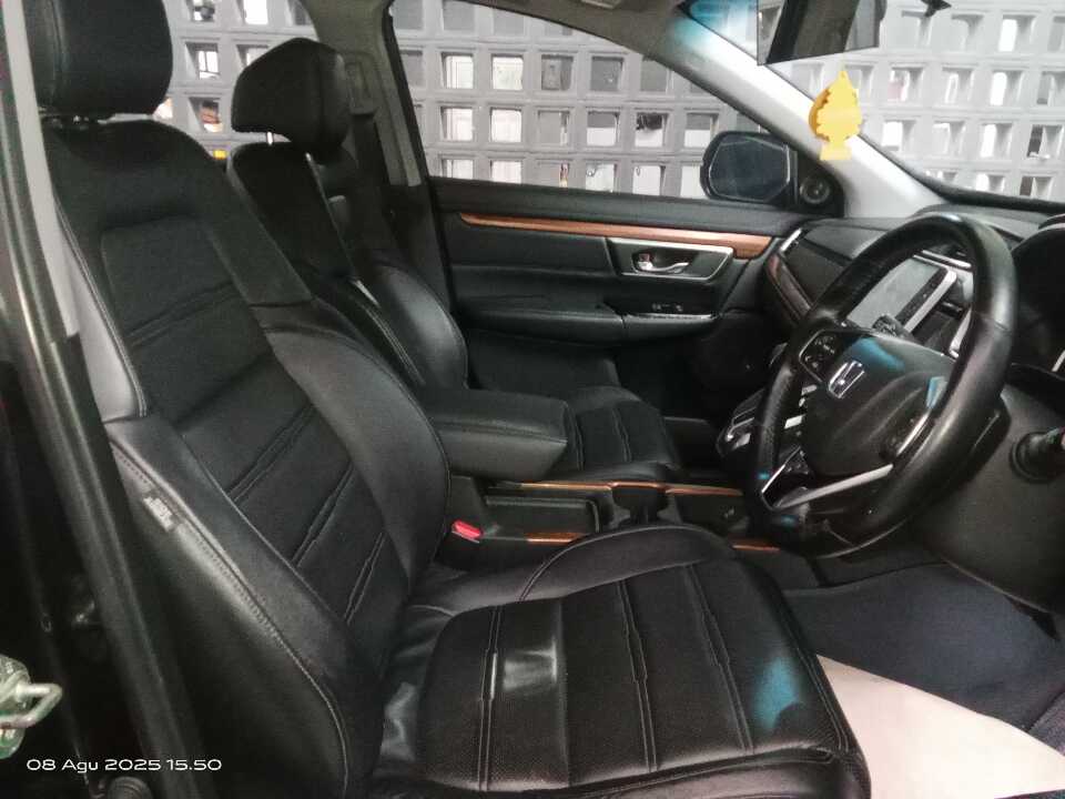 Foto Mobil Bekas Kabin Depan Honda CR-V 1.5 Turbo Prestige tahun 2017