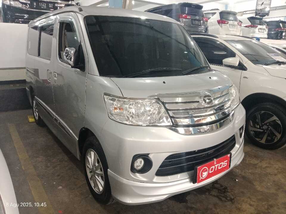 2020 Daihatsu Luxio 1.5 X - Foto 1 dari 6