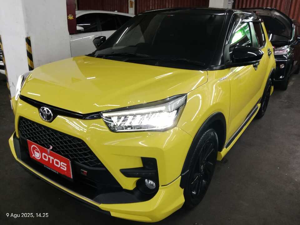 2023 Toyota Raize 1.0 GR Sport - Foto 1 dari 6