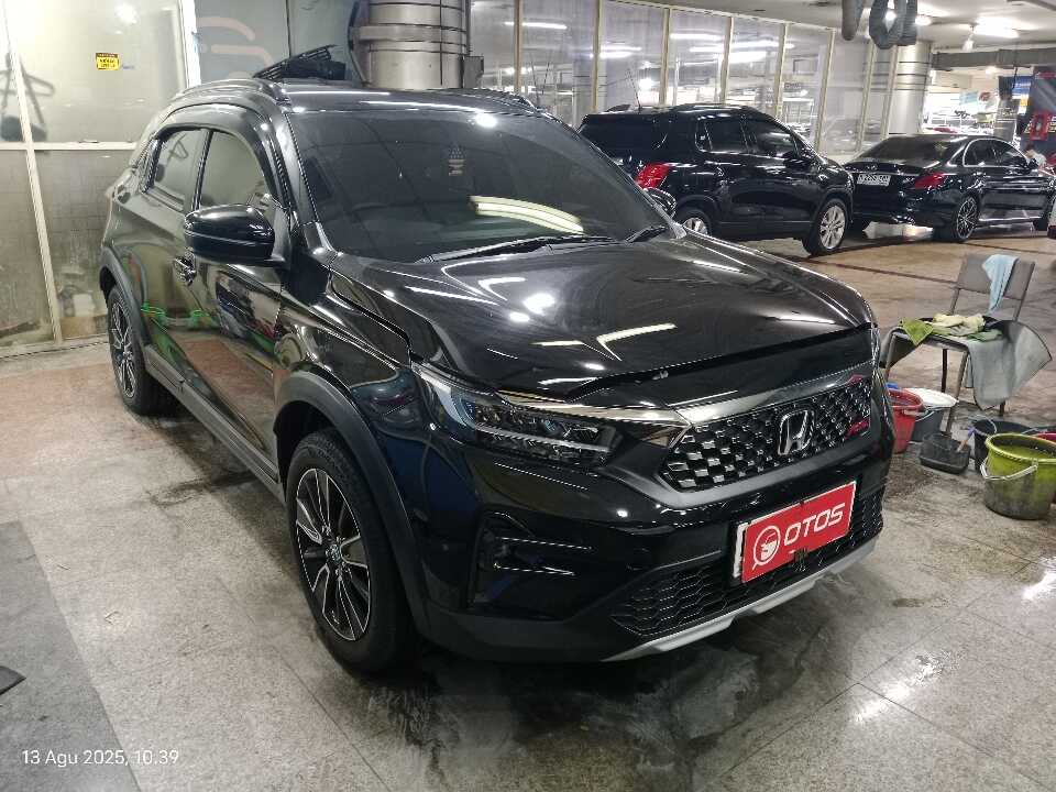 2024 Honda WR-V 1.5 RS - Foto 1 dari 6