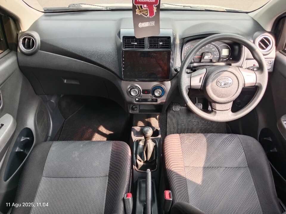 Foto Mobil Bekas Dashboard Daihatsu Ayla 1.0 X tahun 2022