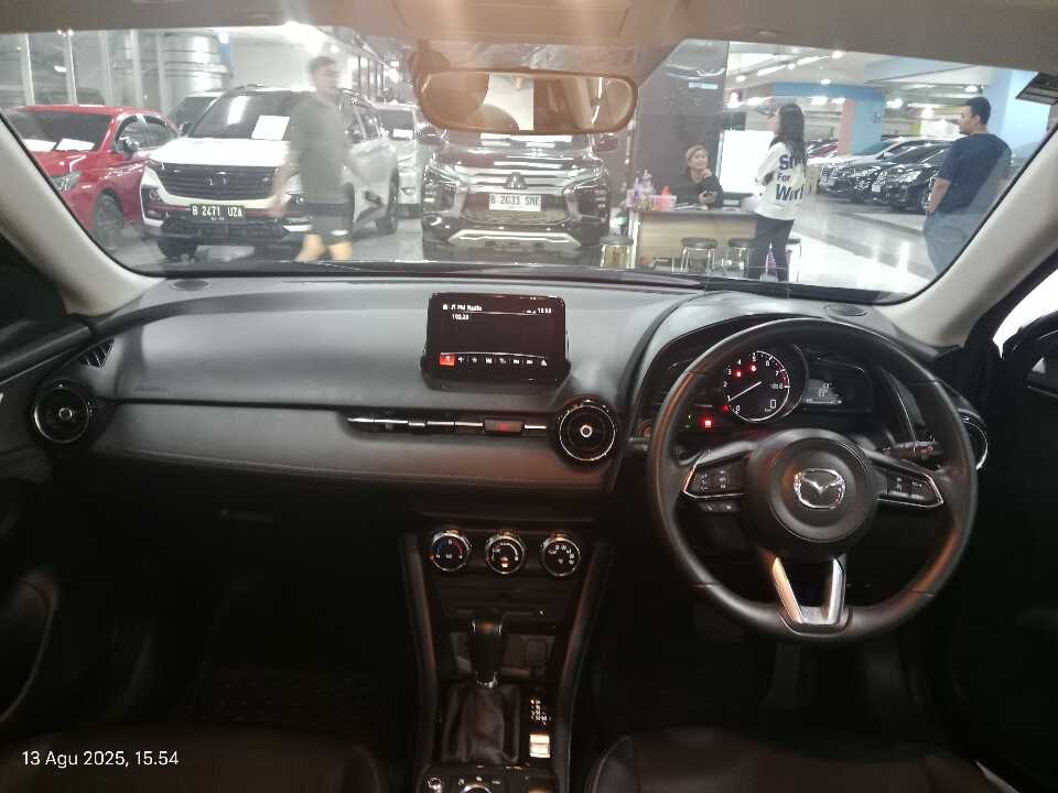 Foto Mobil Bekas Dashboard Mazda CX-3 2.0 tahun 2019