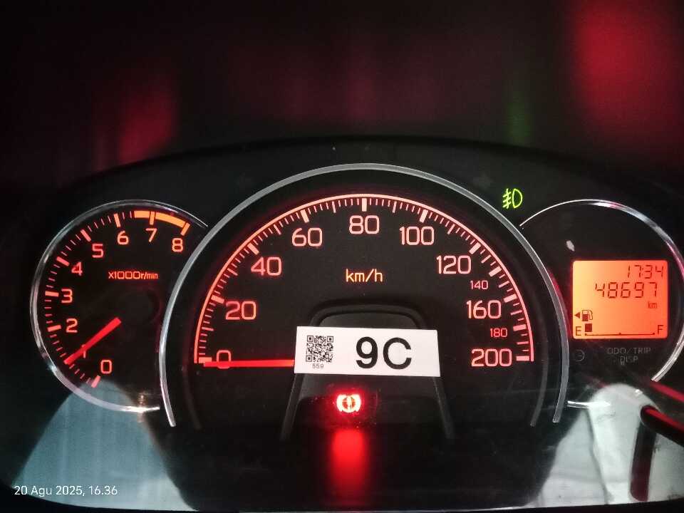 Foto Mobil Bekas Odometer Daihatsu Ayla 1.0 X tahun 2022