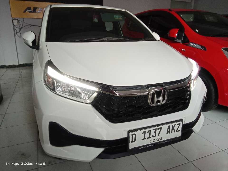 2023 Honda Brio 1.2 Satya E - Foto 1 dari 6