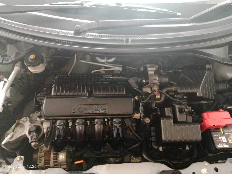 Foto Mobil Bekas Mesin Honda Mobilio 1.5 E tahun 2018
