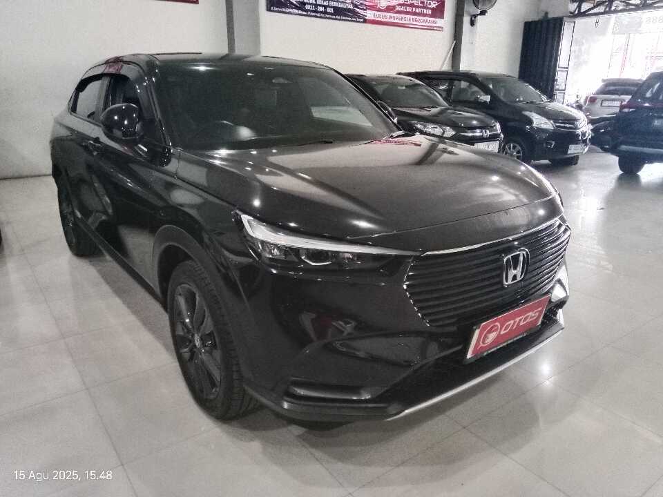 2023 Honda HR-V 1.5 SE - Foto 1 dari 6