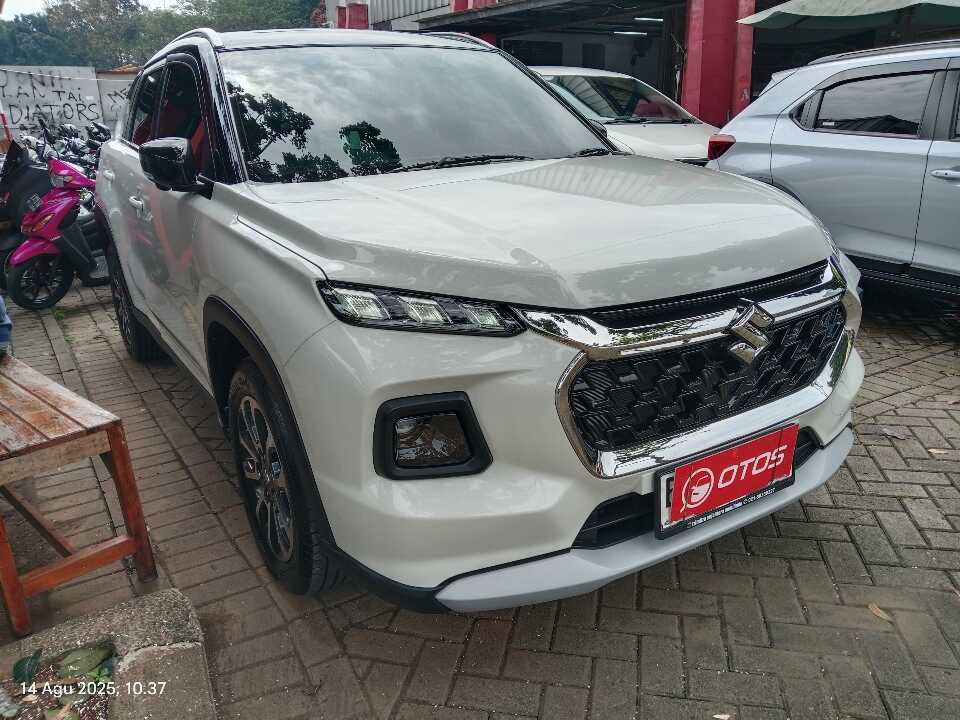 2024 Suzuki Grand Vitara 1.5 GX Hybrid - Foto 1 dari 6