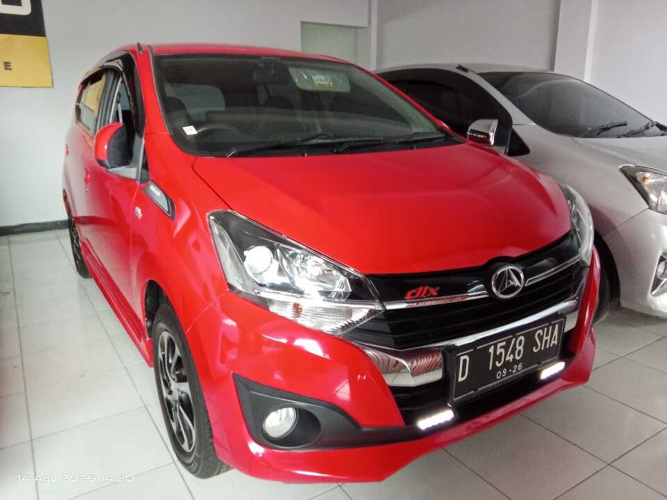 2020 Daihatsu Ayla 1.2 R - Foto 1 dari 6