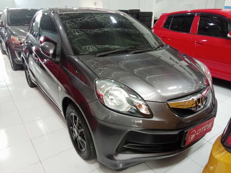 2016 Honda Brio 1.2 Satya S - Foto 1 dari 6