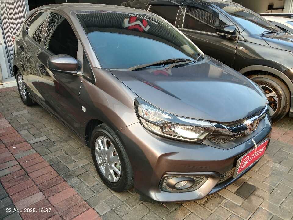 2021 Honda Brio 1.2 Satya E - Foto 1 dari 6