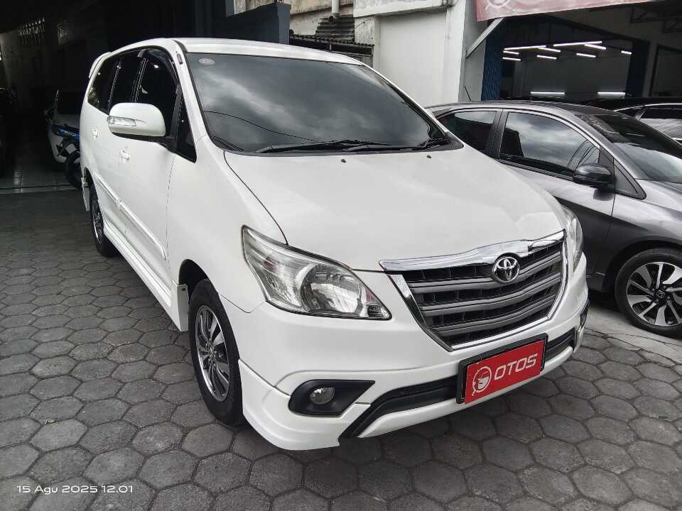 2015 Toyota Kijang Innova 2.0 G Captain Seat - Foto 1 dari 6
