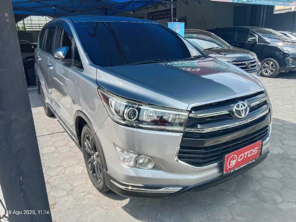 2015 Toyota Kijang Innova 2.4 Q - Foto 1 dari 6