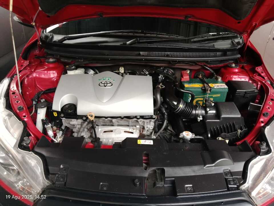 Foto Mobil Bekas Mesin Toyota Yaris 1.5 S tahun 2017