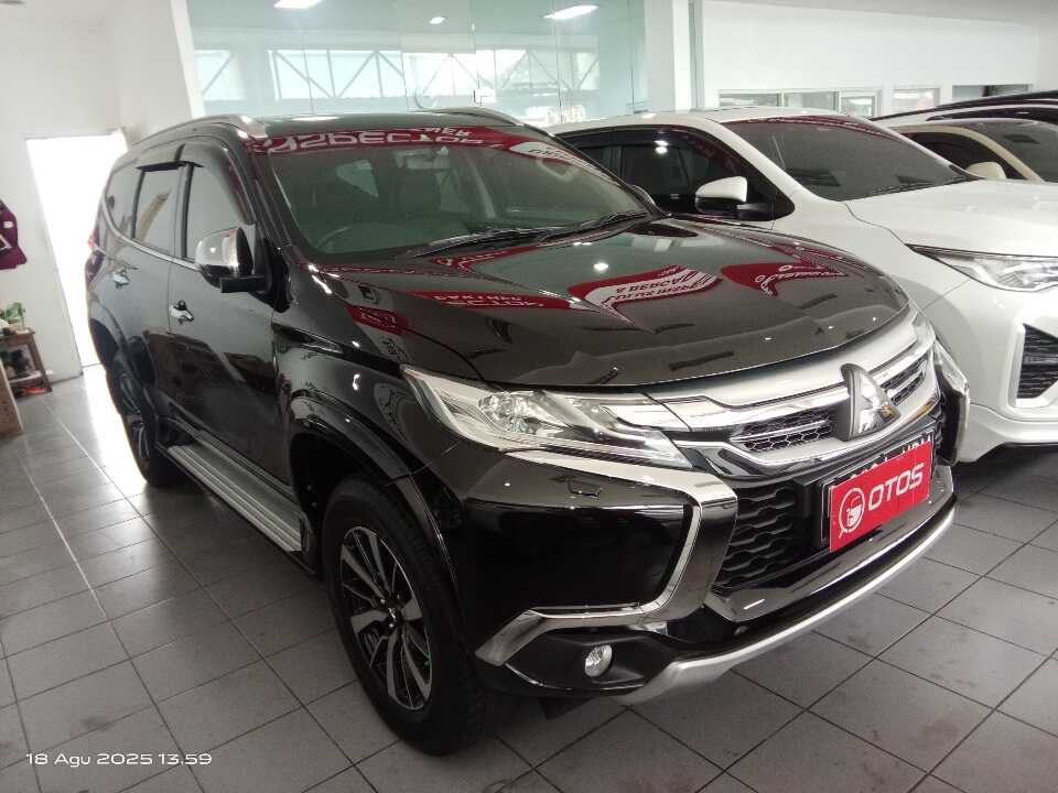 2016 Mitsubishi Pajero Sport 2.4 Dakar 4X2 - Foto 1 dari 6