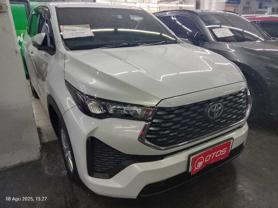 2023 Toyota Kijang Innova 2.0 Zenix G HV CVT - Foto 1 dari 6
