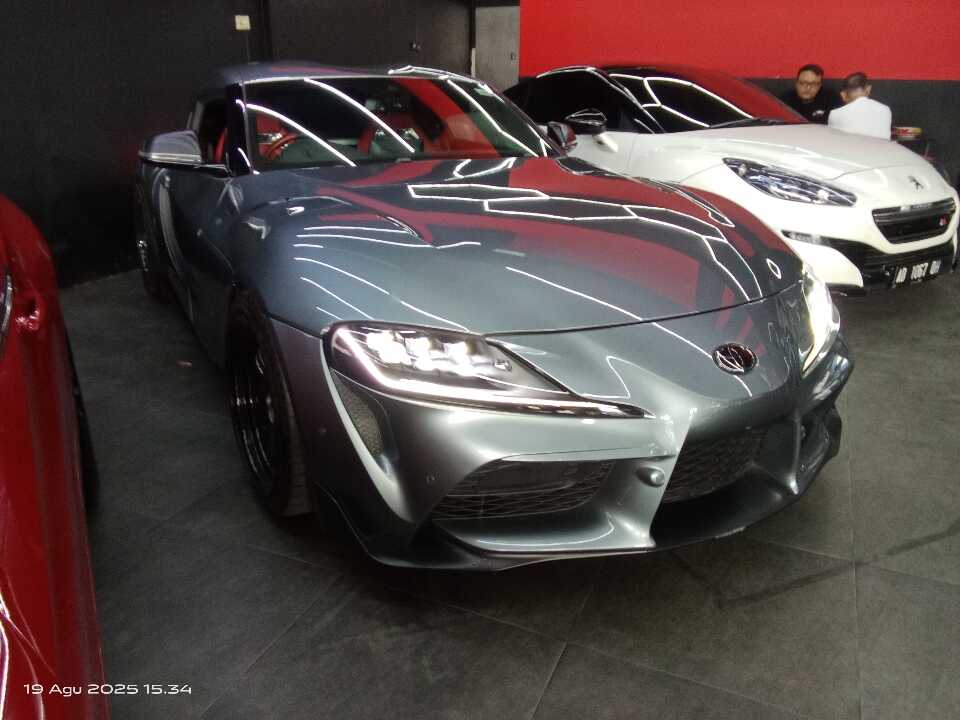 2020 Toyota Supra 3.0 GR - Foto 1 dari 6