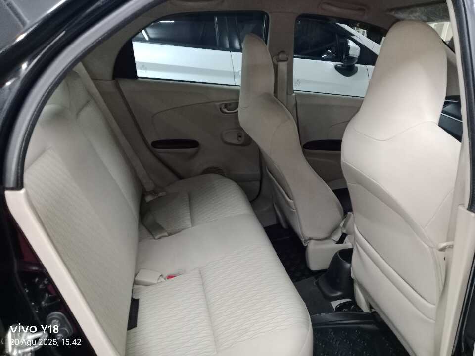 Foto Mobil Bekas Kabin Belakang Honda Brio 1.2 Satya E tahun 2017
