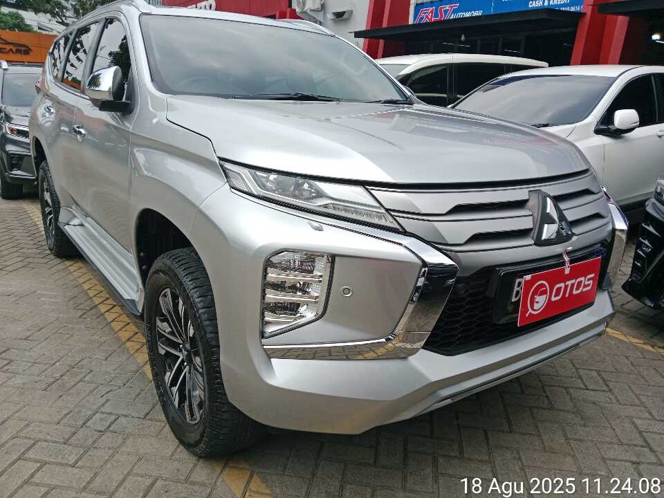2021 Mitsubishi Pajero Sport 2.4 Dakar 4X2 - Foto 1 dari 6