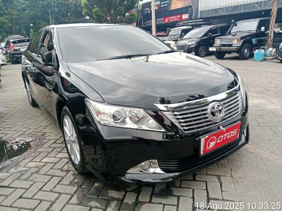 2014 Toyota Camry 2.5 V - Foto 1 dari 6