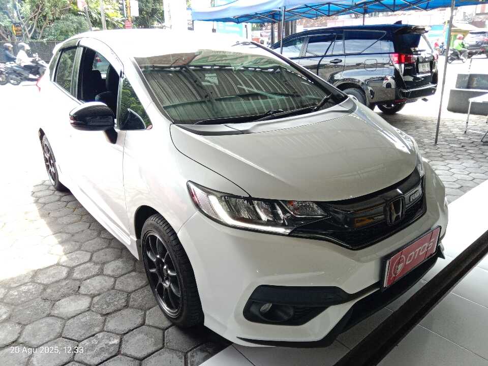2021 Honda Jazz 1.5 RS - Foto 1 dari 6