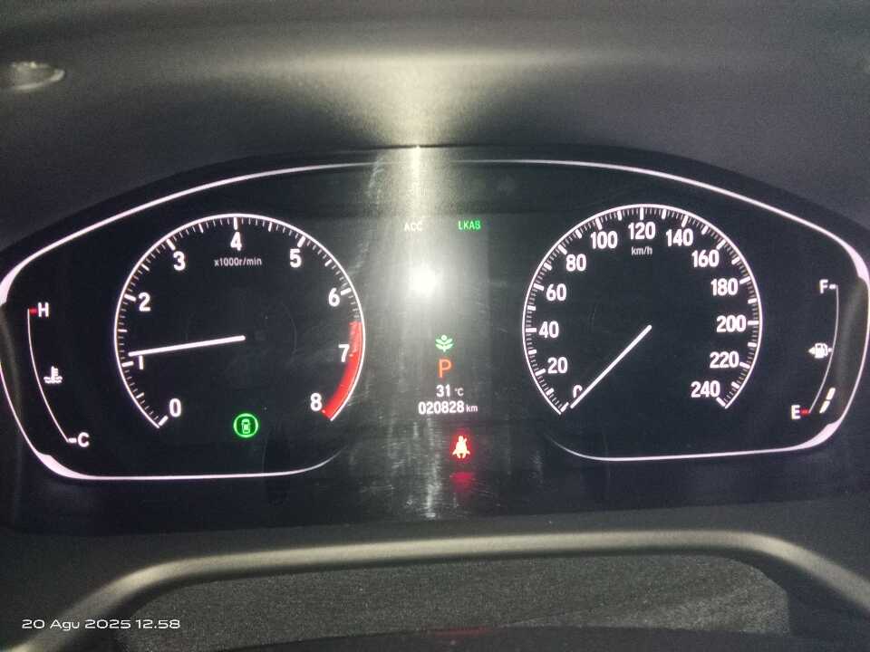 Foto Mobil Bekas Odometer Honda Accord 1.5 TC EL tahun 2021