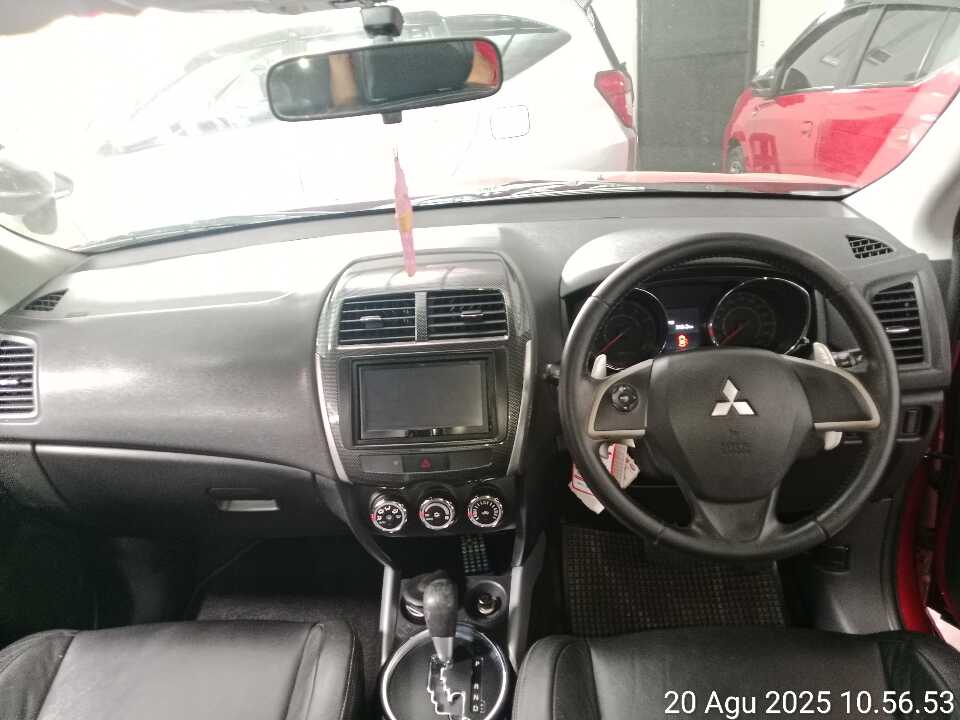 Foto Mobil Bekas Dashboard Mitsubishi Outlander Sport 2.0 PX tahun 2016