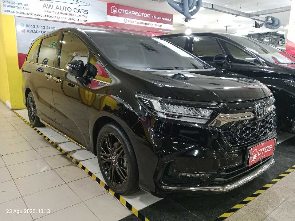 2021 Honda Odyssey 2.4 E - Foto 1 dari 6