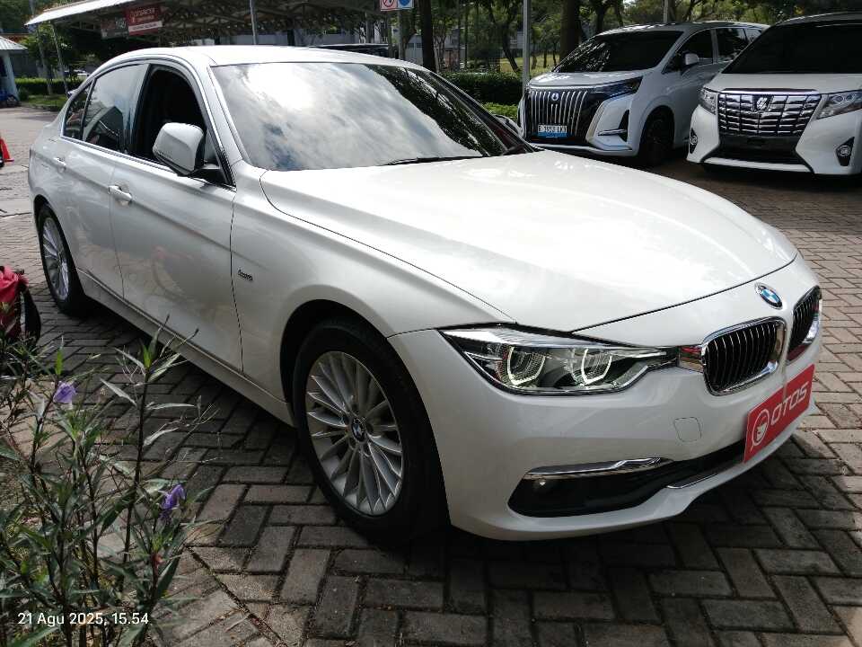 2018 BMW 320i 2.0