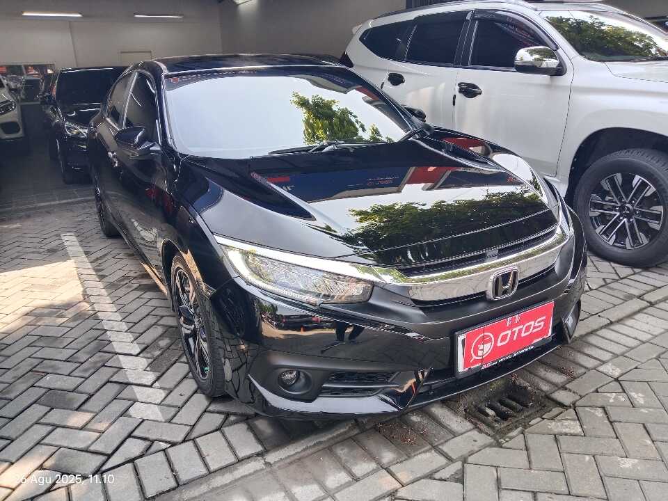 2018 Honda Civic 1.5 Turbo - Foto 1 dari 6
