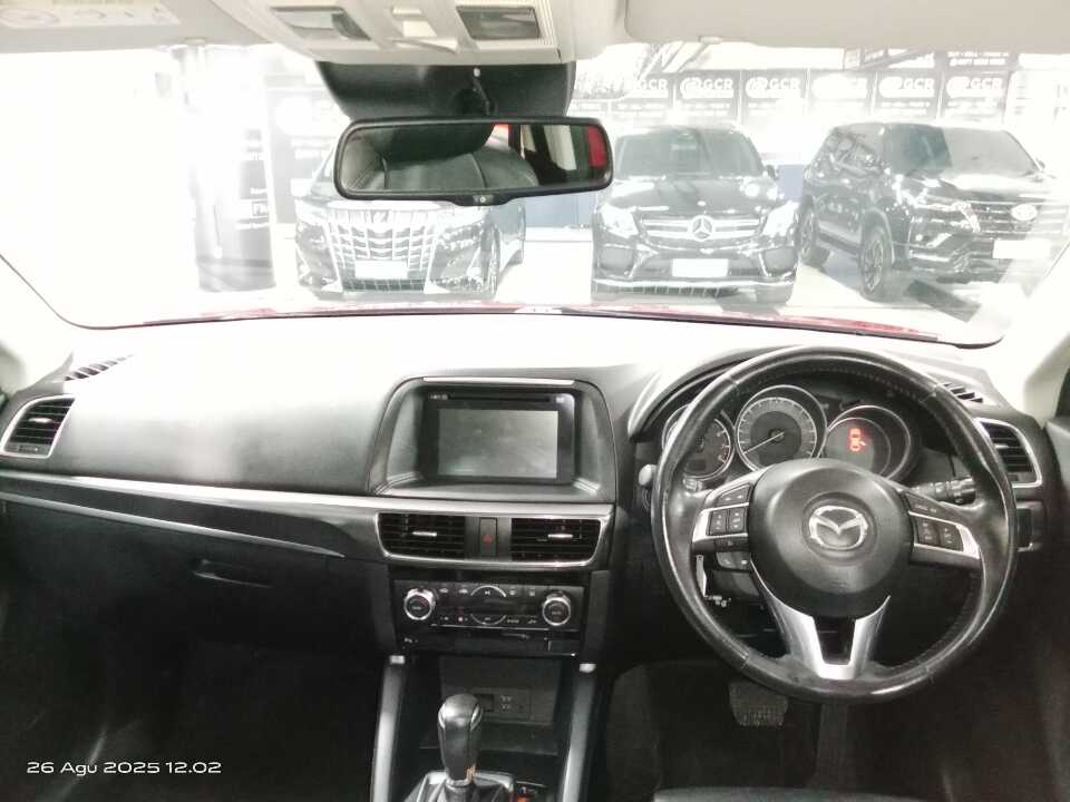 Foto Mobil Bekas Dashboard Mazda CX-5 2.5 Grand Touring tahun 2016