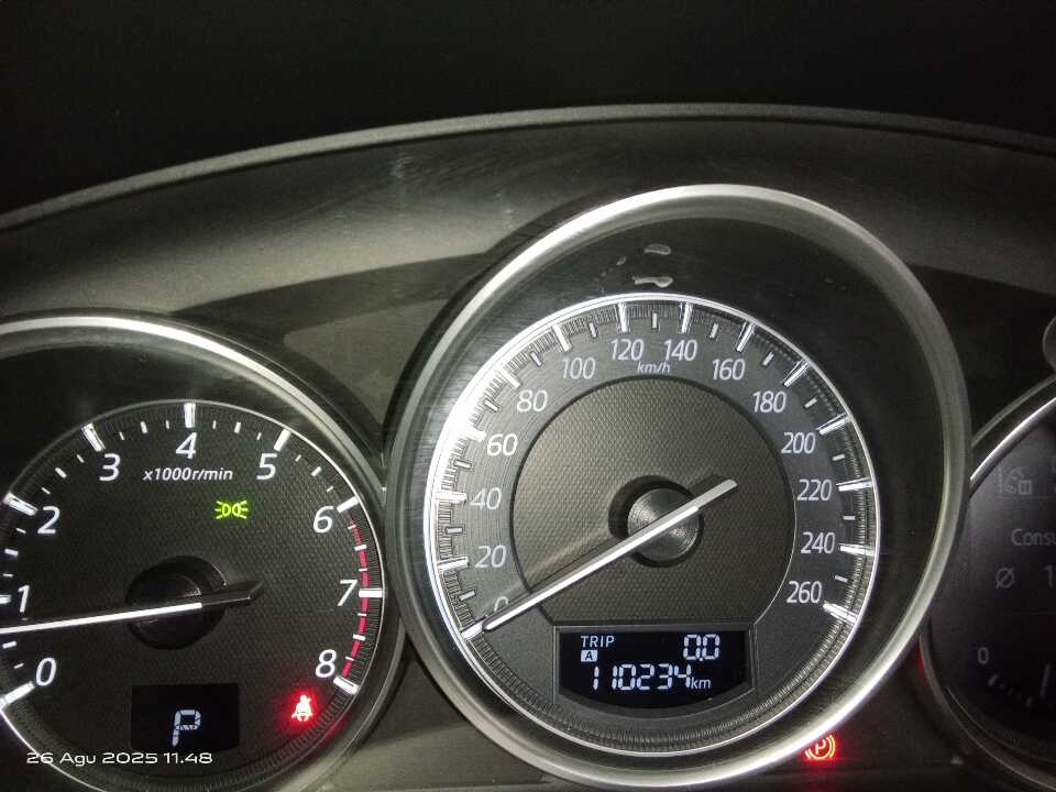 Foto Mobil Bekas Odometer Mazda CX-5 2.5 Grand Touring tahun 2016