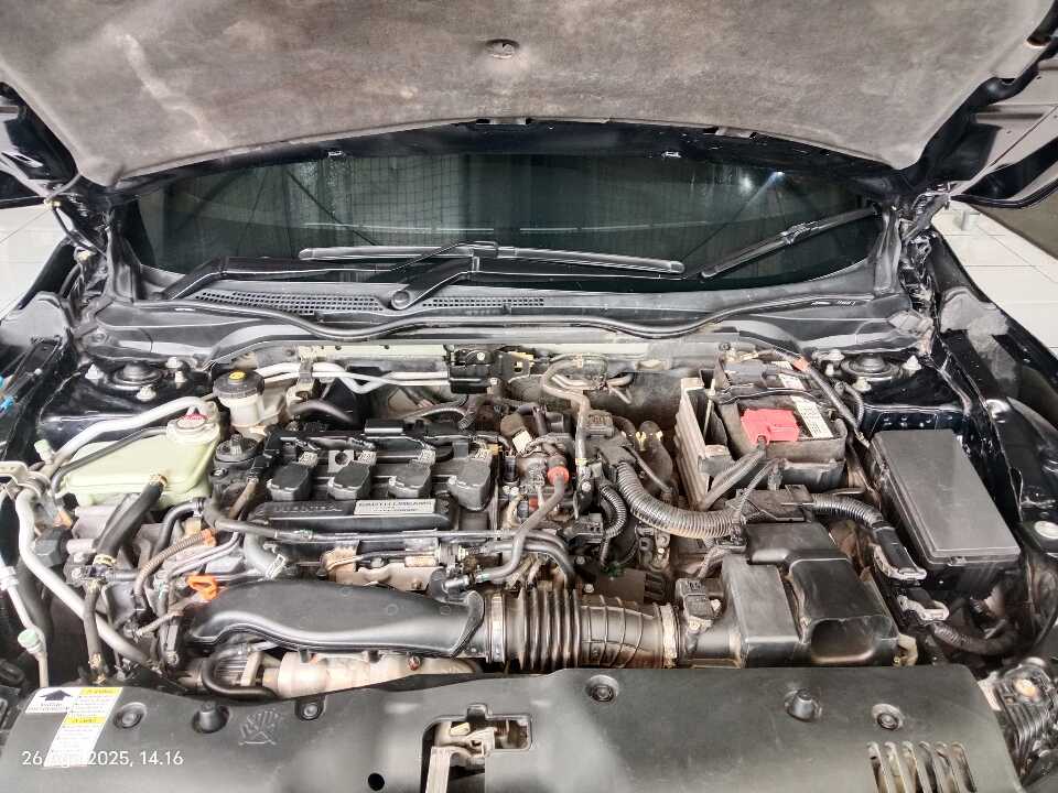 Foto Mobil Bekas Mesin Honda Civic 1.5 Turbo tahun 2019