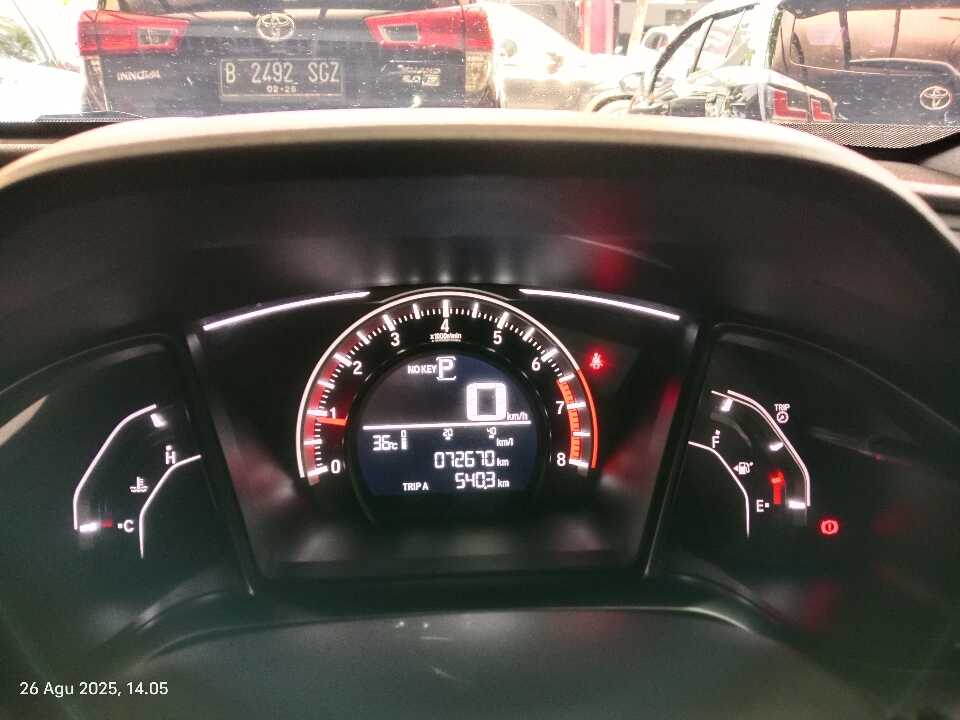 Foto Mobil Bekas Odometer Honda Civic 1.5 Turbo tahun 2019