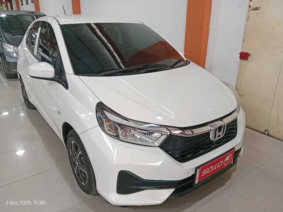 2023 Honda Brio 1.2 E - Foto 1 dari 6