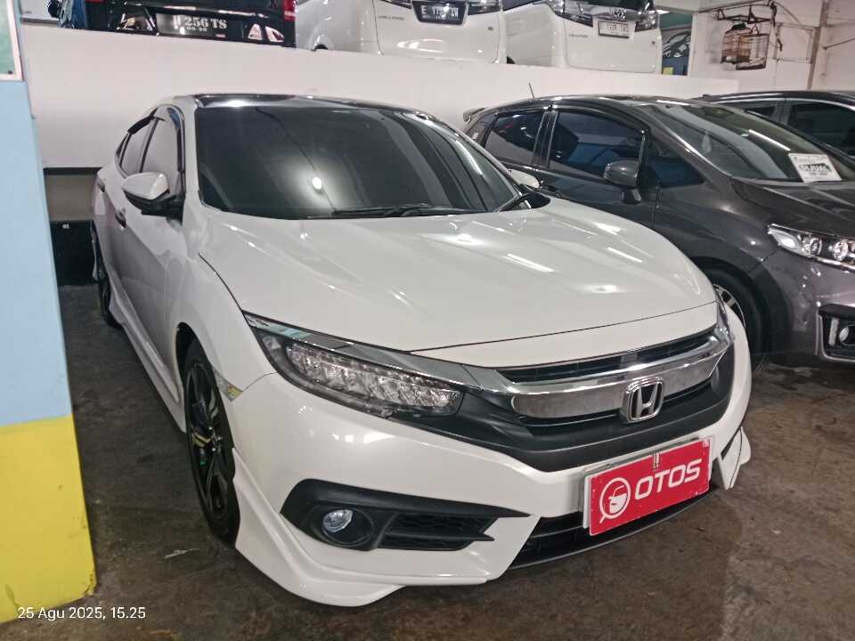 2016 Honda Civic 1.5 Turbo - Foto 1 dari 6