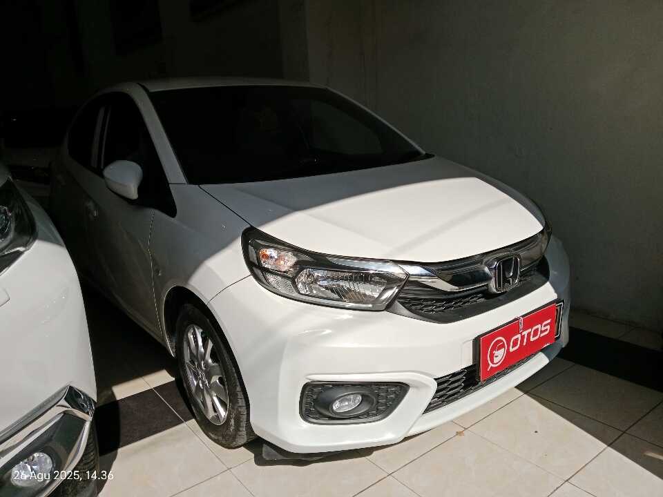 2019 Honda Brio 1.2 Satya E - Foto 1 dari 6