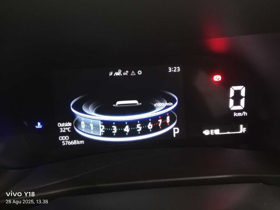 Foto Mobil Bekas Odometer Toyota Raize 1.0 GR Sport TSS tahun 2021