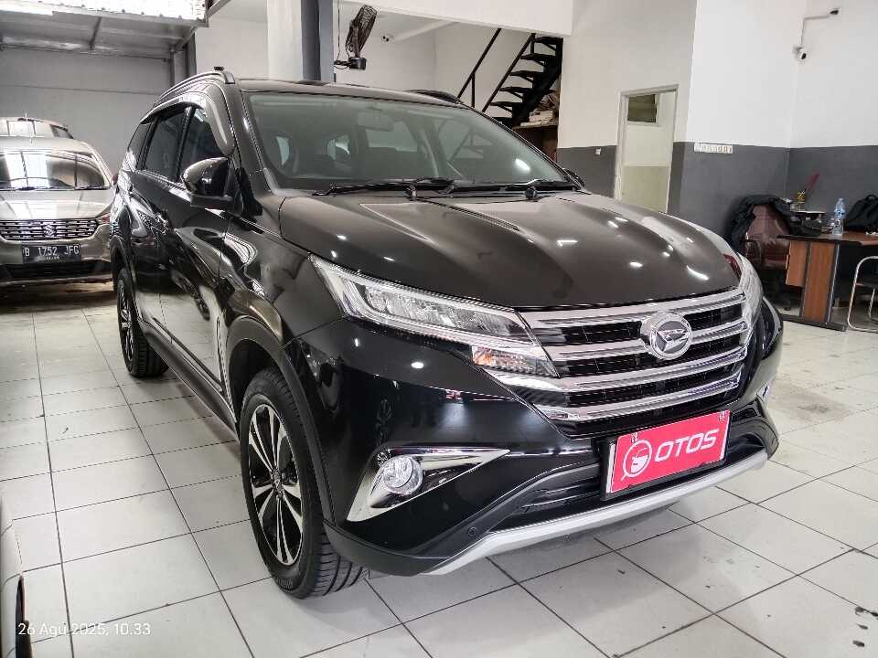 2018 Daihatsu Terios 1.5 R - Foto 1 dari 6