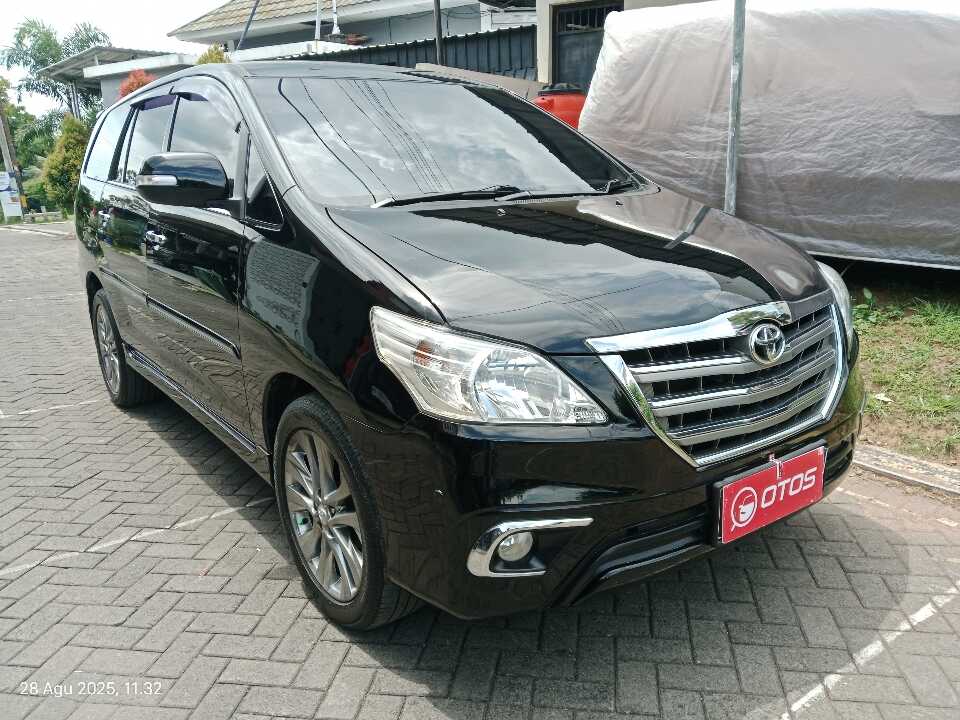 2015 Toyota Kijang Innova 2.5 V - Foto 1 dari 6