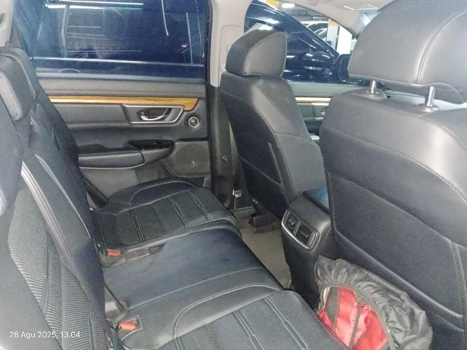 Foto Mobil Bekas Kabin Belakang Honda CR-V 1.5 Turbo Prestige tahun 2019