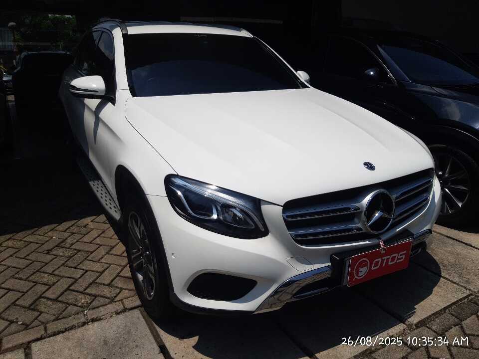 2017 Mercedes-Benz GLC200 2.0 AMG Line - Foto 1 dari 6
