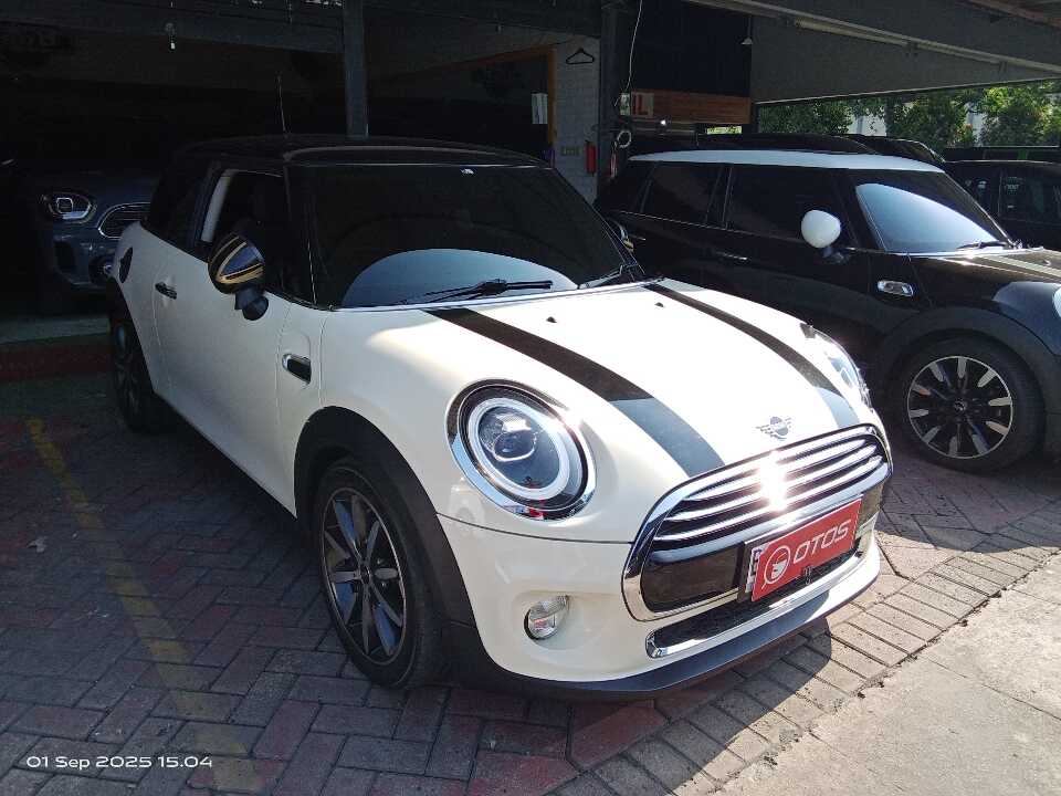 2018 MINI Cooper 1.5 - Foto 1 dari 6