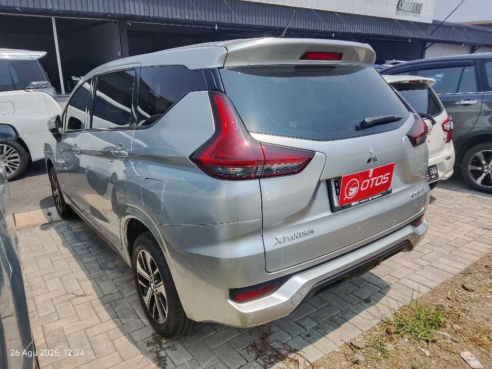 Foto Mobil Bekas Kiri Belakang Mitsubishi Xpander 1.5 Exceed tahun 2017