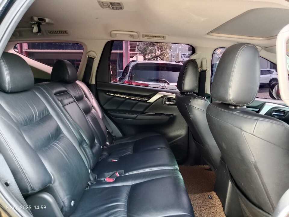 Foto Mobil Bekas Kabin Belakang Mitsubishi Pajero Sport 2.4 Dakar tahun 2018