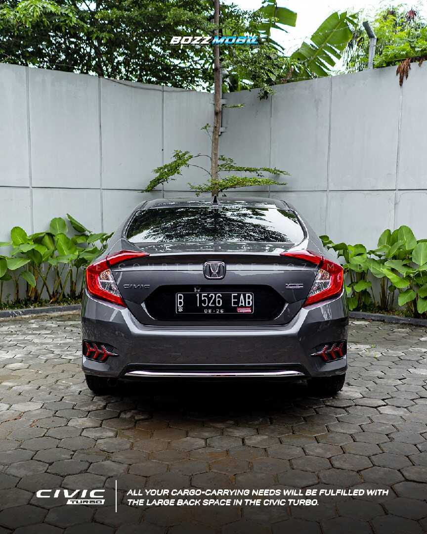 Foto Mobil Bekas Tampak Belakang Honda Civic 1.5 Turbo tahun 2019